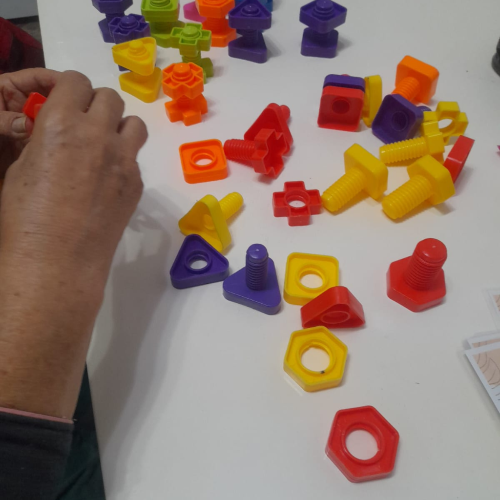 Jogo estruturado para estimular o raciocínio.